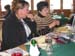 Leslie aus den USA und Elisabeth aus England verstehen sich bestens